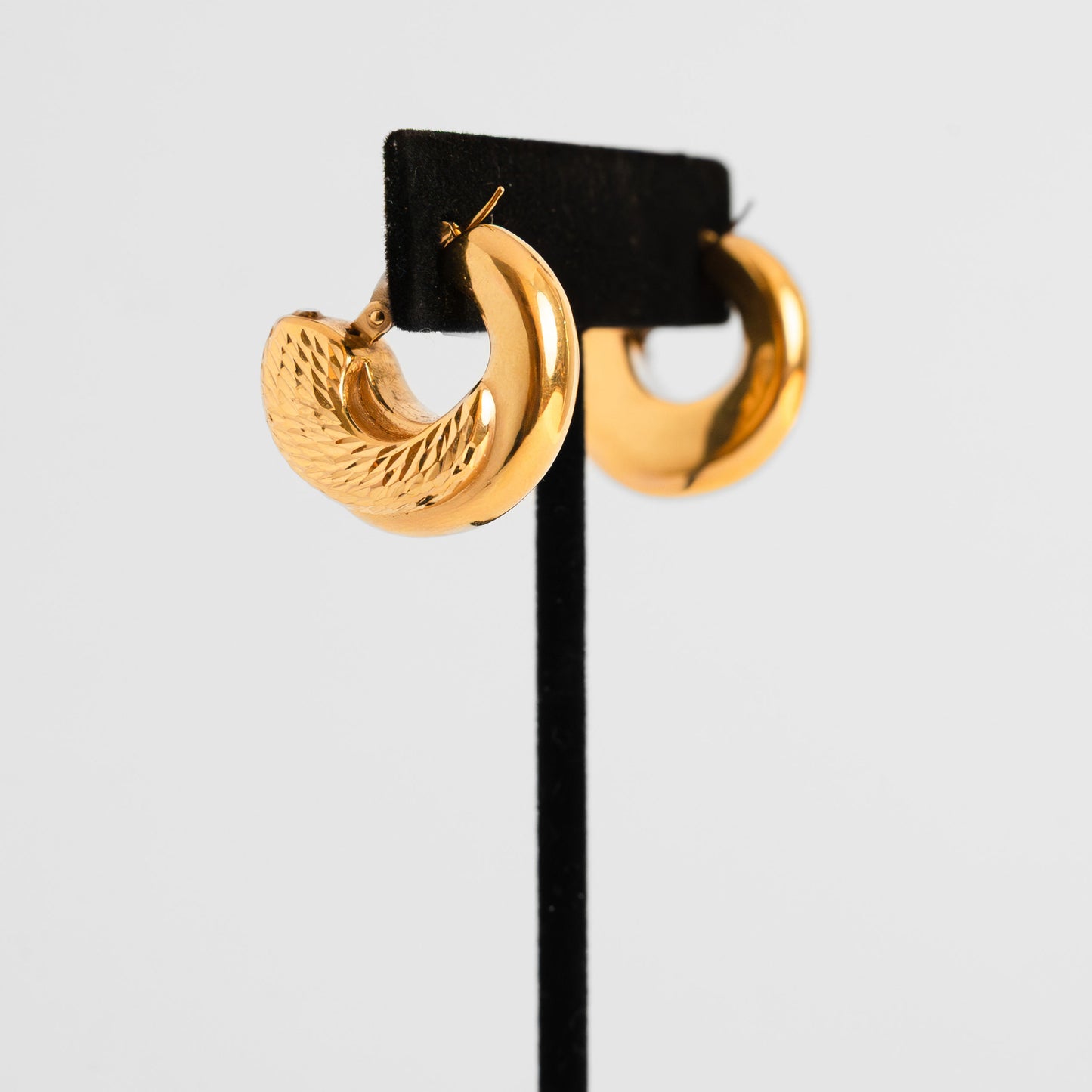 14K Gold Earring Gold