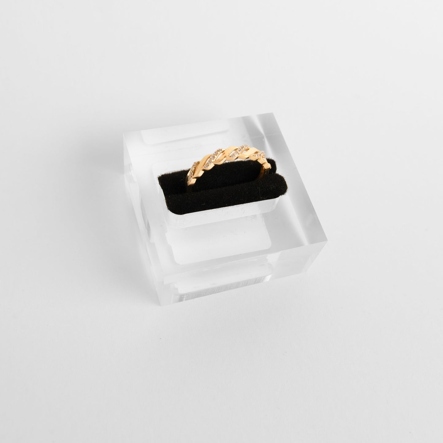 14K Gold Ring Lab Diamond Twisted Band