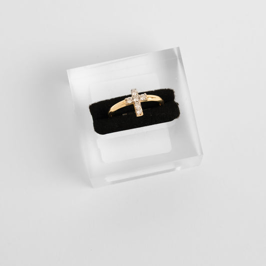 14K Gold Ring Lab Diamond In The Cross Center