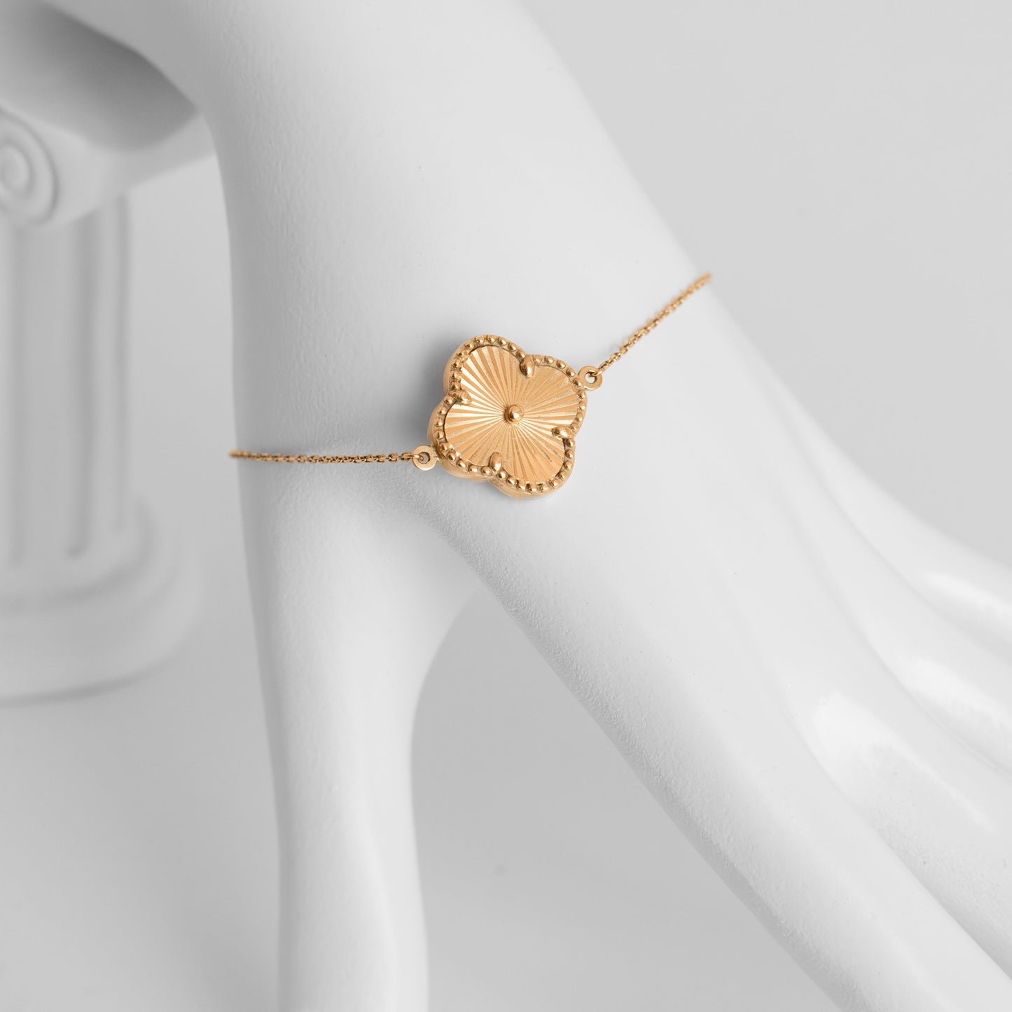 14K Gold Bracelets Clover Shape