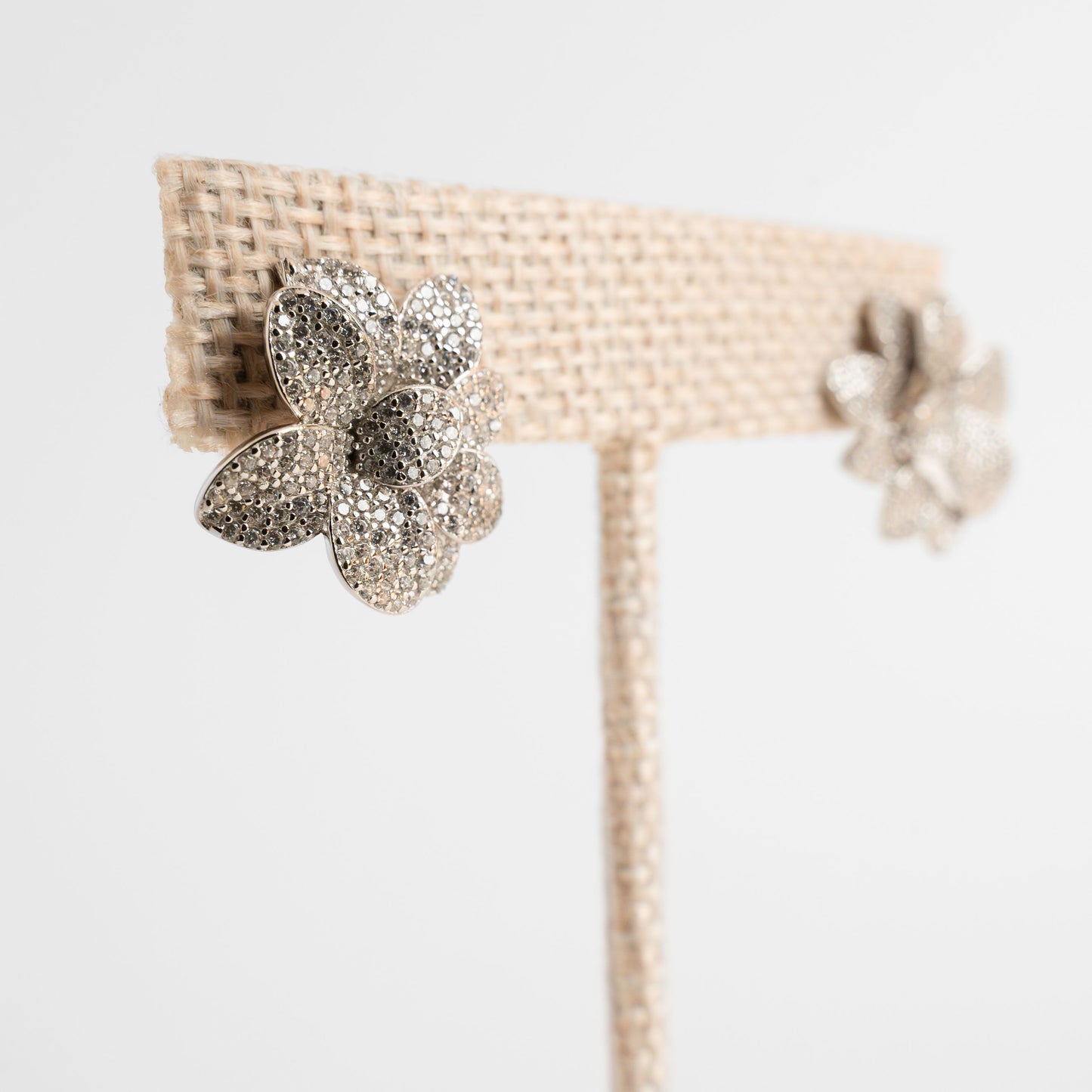 Italian Sterling Silver Flower Silver Steering Earrings