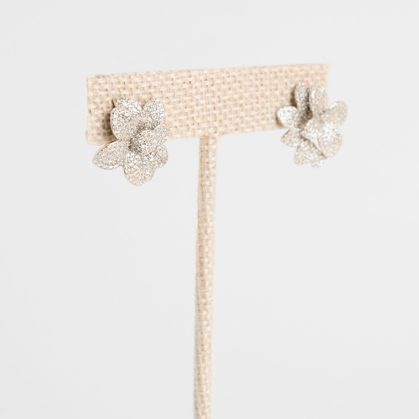 Italian Sterling Silver Flower Silver Steering Earrings