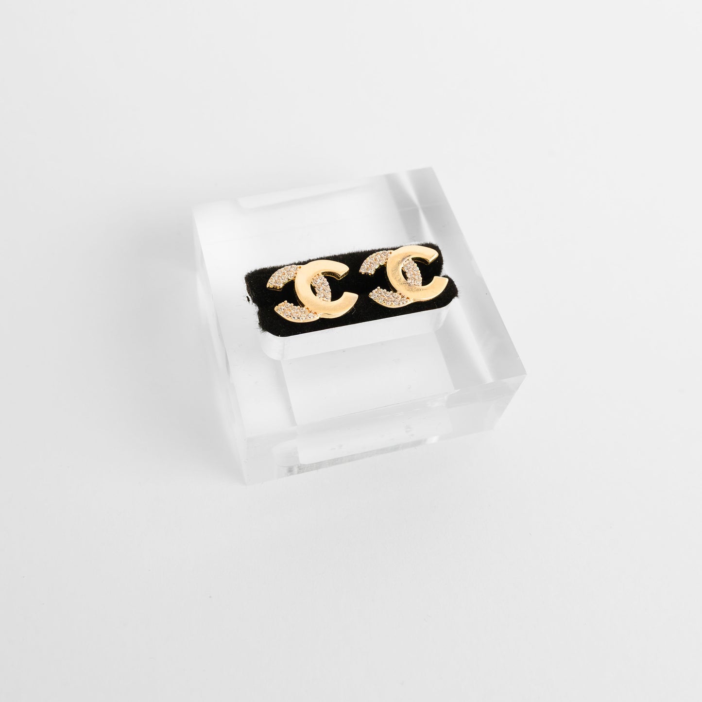 14k Gold Earring Channel Gold